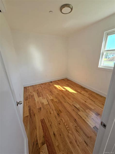 Far Rockaway Ny 11691 Mls 960214